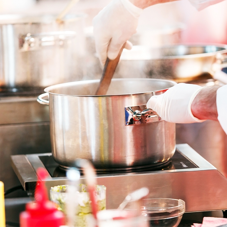 The Essential Commercial Kitchen Equipment Checklist for New Restaurants